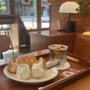 두바이초콜릿 + 카이막 소금빵 맛집 &#39;커피 여원&#39; 카페 내돈내산 후기 - 메뉴 추천, 가격, 주차, 위치