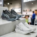 칠성로-5 | 제주 칠성로에서 만난 아식스 러닝화, 슈퍼 블라스트 2와 메가 블라스트