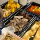 생각나서떡볶이 | 강릉 중앙시장 월화거리 야시장 구경 + 떡볶이는 생각하지 마세요’ 포장후기 🌙