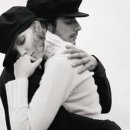 허그(HUG) 이미지