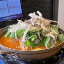 송가네감자탕 | 연남동 감자탕 맛집 송가네감자탕 연남본점 감자탕 잔치상 솔직 후기