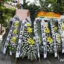 서이초 앞 추모물결…동료 교사들 "진상 규명해야" 이미지