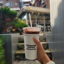 올스타공인중개사사무소 | [서빙고역카페] 반포대교,잠수교 한강가는길 부군당이 보이는 뷰카페 '스텐딩 커피'