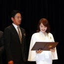 맑은 옷 이미지