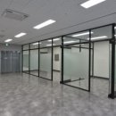 엠.코너 이미지