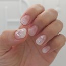 기분전환을 위한 셀프 네일아트 | 인천 서구 가좌동네일아트, 화이트 그라데이션과 리본의 조화! 손끝에 피운 봄꽃