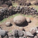 A lithic site near Ahu Te Pito Kura, Easter Island 이미지