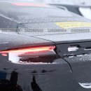 2020 신형 포르쉐 타이칸 EV 부분 위장막 이미지