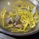 황도바지락칼국수 | [강동구/길동역] 면 반, 바지락 반 시원한 국물에 푸짐한 바지락칼국수, 황도바지락칼국수 길동 본점 후기