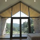 숲속빨간벽돌집 이미지