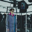 진 프로덕션 이미지