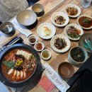 상남 건강한약국 | 상남동 맛집 추천! 안여사네 제철한상 상남본점 정갈한 상남동 한식 맛집 점심 후기