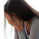 낙태하라고 67만원 주더니 애 낳자 연락 ‘뚝’…19세 코피노 맘의 죽음 이미지