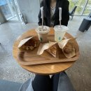 커피&와플 이미지