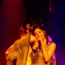 더레드도어 | “더 좋은 무대로 보답할 것” 권은비, 마카오 첫 단독 콘서트 성료