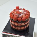 아껴줄개 | 성심당 DCC점 시루케이크 주말 오픈런 웨이팅 딸기시루막내 후기