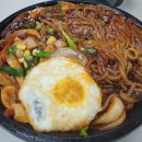 황제쟁반짜장 이미지