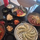 아주4길 | 거제 아주동 맛집 고메밀면 거제아주점｜물비빔밀면·한우육회비빔밥·고기만두 제대로 먹고 온 후기
