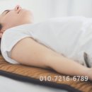 치매 예방과 파킨슨병에 도움되는 수면 방법 이미지