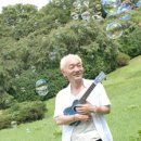 플레이 우쿨렐레 이미지