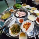 돈돼지구이전문점 이미지