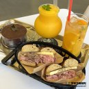 용인 딥스테이션 카페 디플로어 카페 음료 베이글 후기(메뉴,주차)