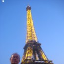 강과바다의 탑 이미지