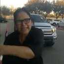 'Get the f*** back to your country': Woman's racist rant outside grocery store captured on video by Kerry Justich,Yahoo Lifestyle 이미지