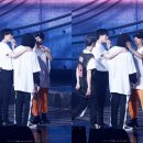 빛나는 파도의 춤 빛 이미지