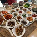 이층밥집 | 부산 한식 맛집 반찬 20가지 1인 10,000원 용호동 장자골