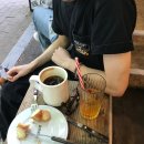 도넛하우스 - 가평군 수목원로 157 | 양재천 뷰 맛집 카페 추천 ‘퀸즈베리도넛하우스’ 주말 방문 솔직 후기