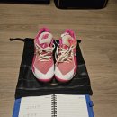 핑크야구화(야구용품과 교환도 가능) 이미지