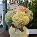 [일산꽃집]축하꽃선물로 배송도니 고급수국꽃 유리화기어렌지 이미지