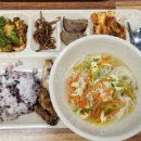 일루 퓨전한식 이미지