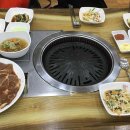 이모네토스트&버거 이미지