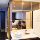 브라운 도트 이미지