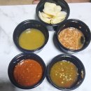 유신화덕족발 이미지