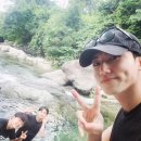 계곡속의바위집 이미지