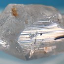 호텔쿼츠 | 토파즈(Topaz, 황옥), 석영(Quartz, 쿼츠), 강옥(Corundum, 커런덤) 차이점?