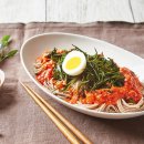 툿 메밀 비빔 국수 이미지