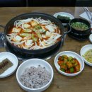 통돼지생삼겹살 이미지