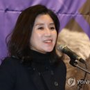 미소짓는케어 이미지