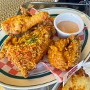 가락로R | 유명하던데 과연 그맛은?/칠리스 통모짜치즈스틱 처음 먹어본 솔직후기!!! 라쿤피자 야무지게 먹는 꿀팁!!!