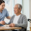 믿음직한 간병인 고르는 5단계 체크리스트: 협회 vs 플랫폼 비교 분석