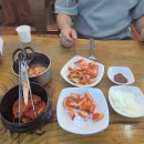 가마솥 사리곰탕,감자탕 앞 이미지