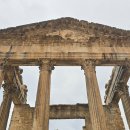 두가 | Dougga)두가, 로마가 숨 쉬는 튀니지의 언덕 위 도시