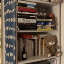 뉴소망약국 | 왓츠 인 마이 책장 1