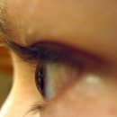 내 건강을 지키는 약과 생활 | 비문증 치료약 7가지 효과로 증상 완화!