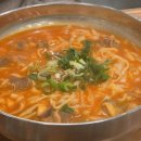 와룡칼국수 이미지