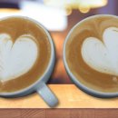 라떼아트 야간 이미지